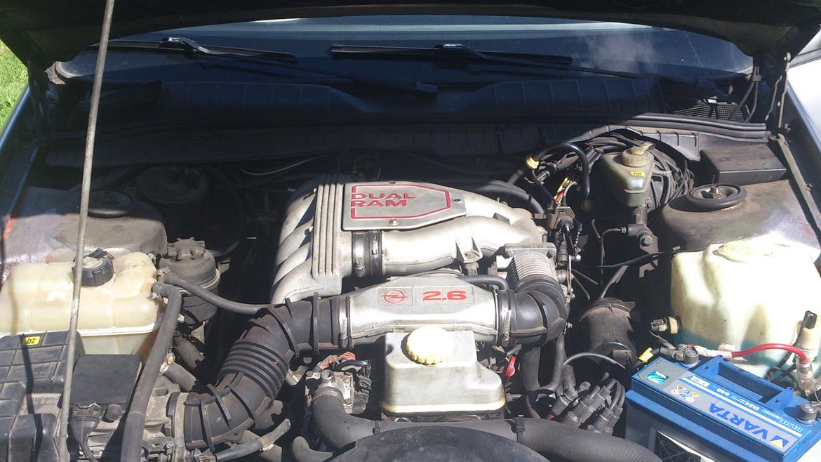 Opel omega A 2,6 billede 13