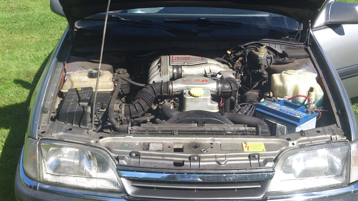Opel omega A 2,6 billede 14