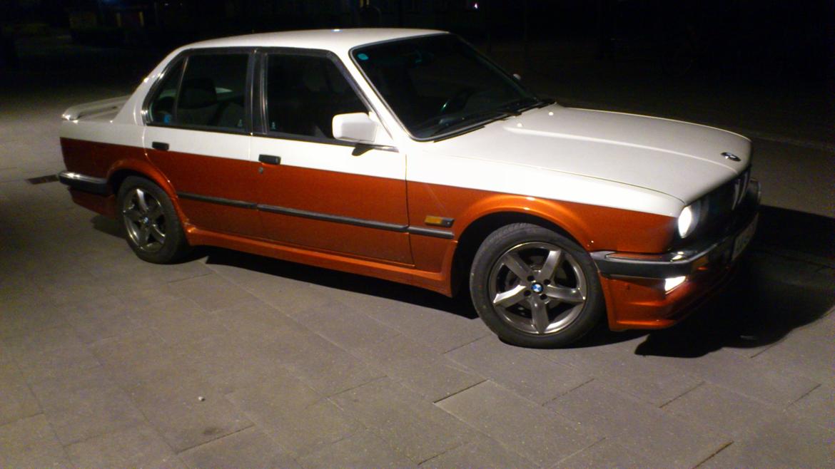 BMW E30 320 billede 3