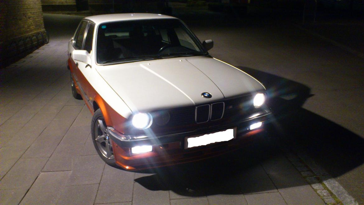 BMW E30 320 billede 5