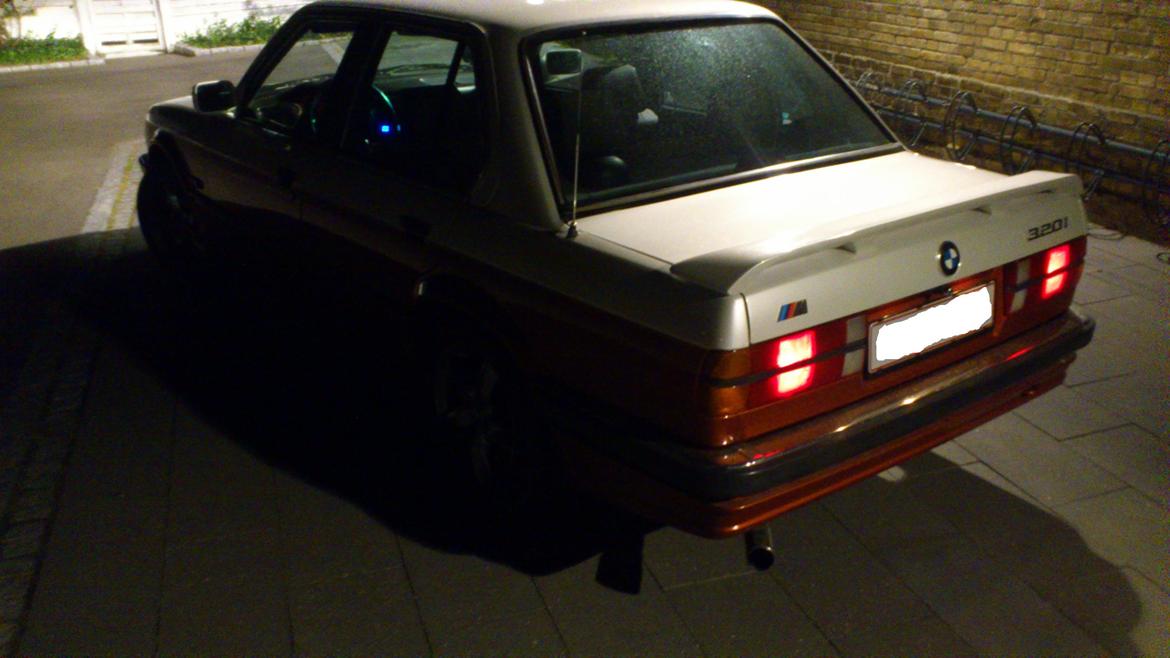 BMW E30 320 billede 9