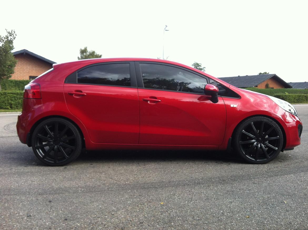 Kia Rio 1.1 CRDi med 19" billede 1