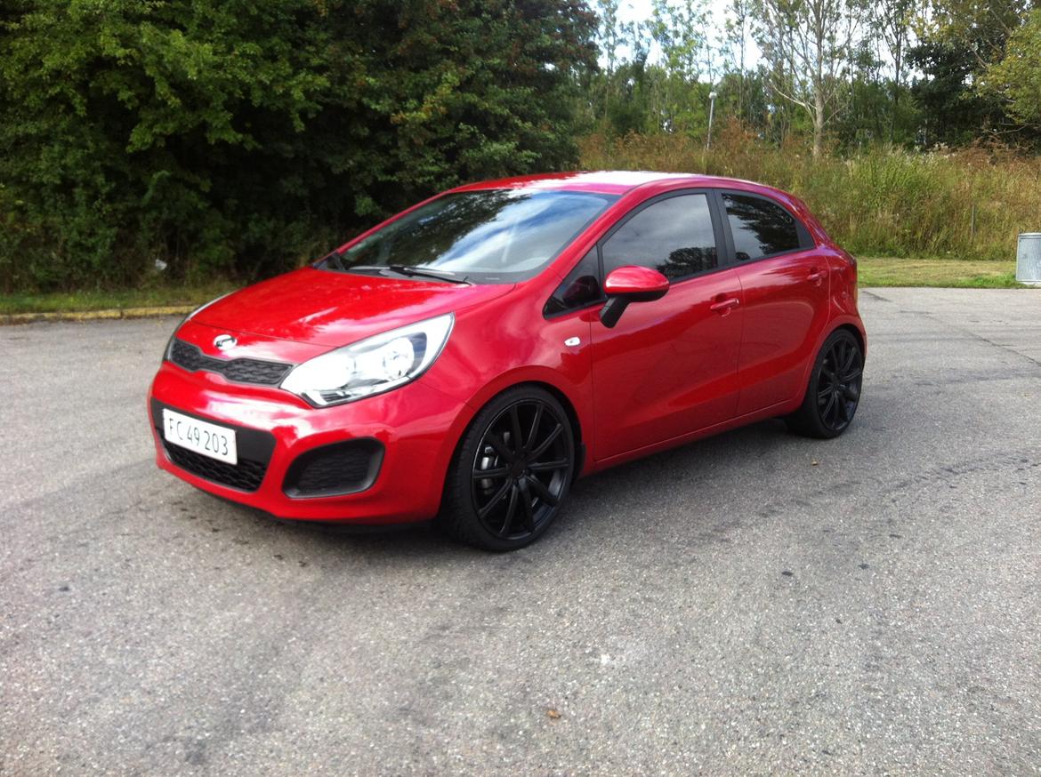 Kia Rio 1.1 CRDi med 19" billede 2