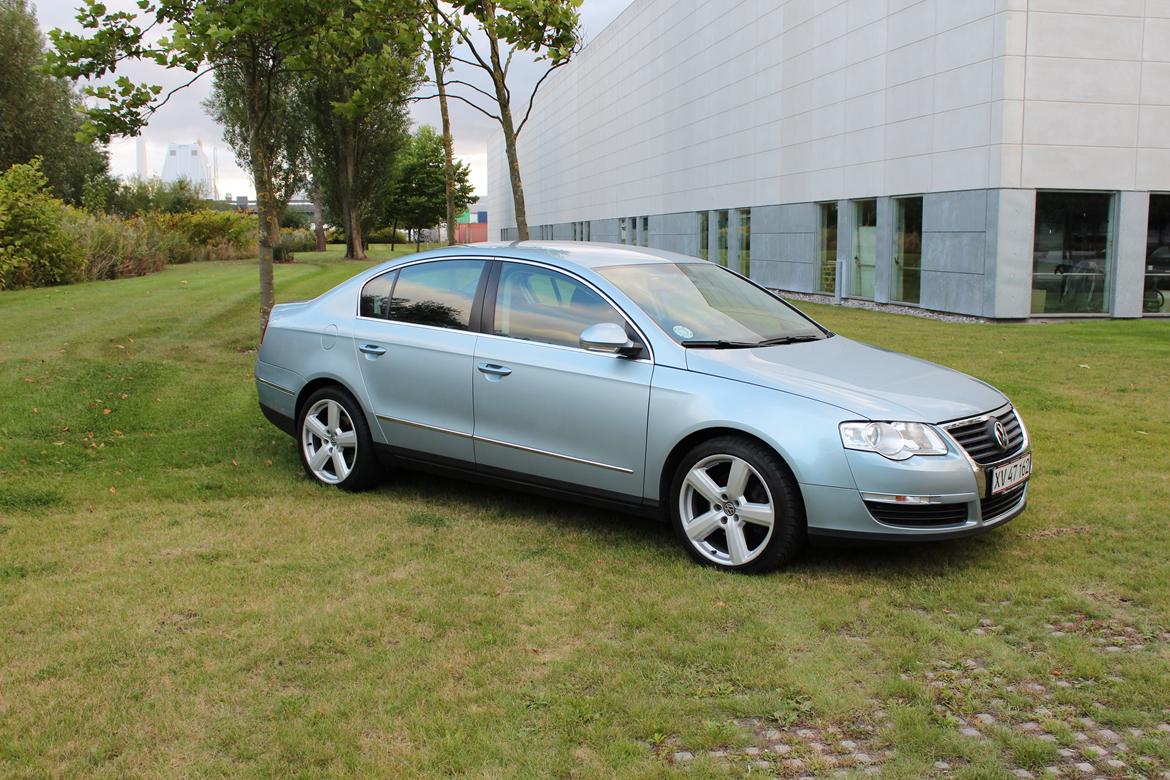 VW Passat 2.0 FSI Comfortline billede 1
