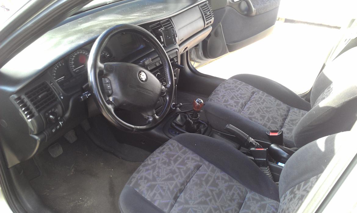 Opel vectra b 1.8 16v "SOLGT" billede 11