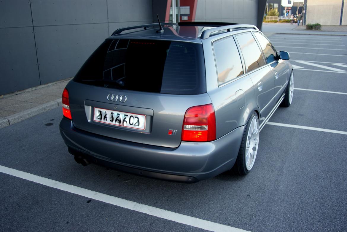 Audi S4 Avant Quattro billede 2