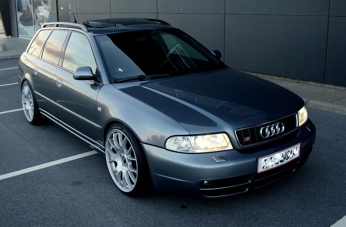 Audi S4 Avant Quattro billede 4