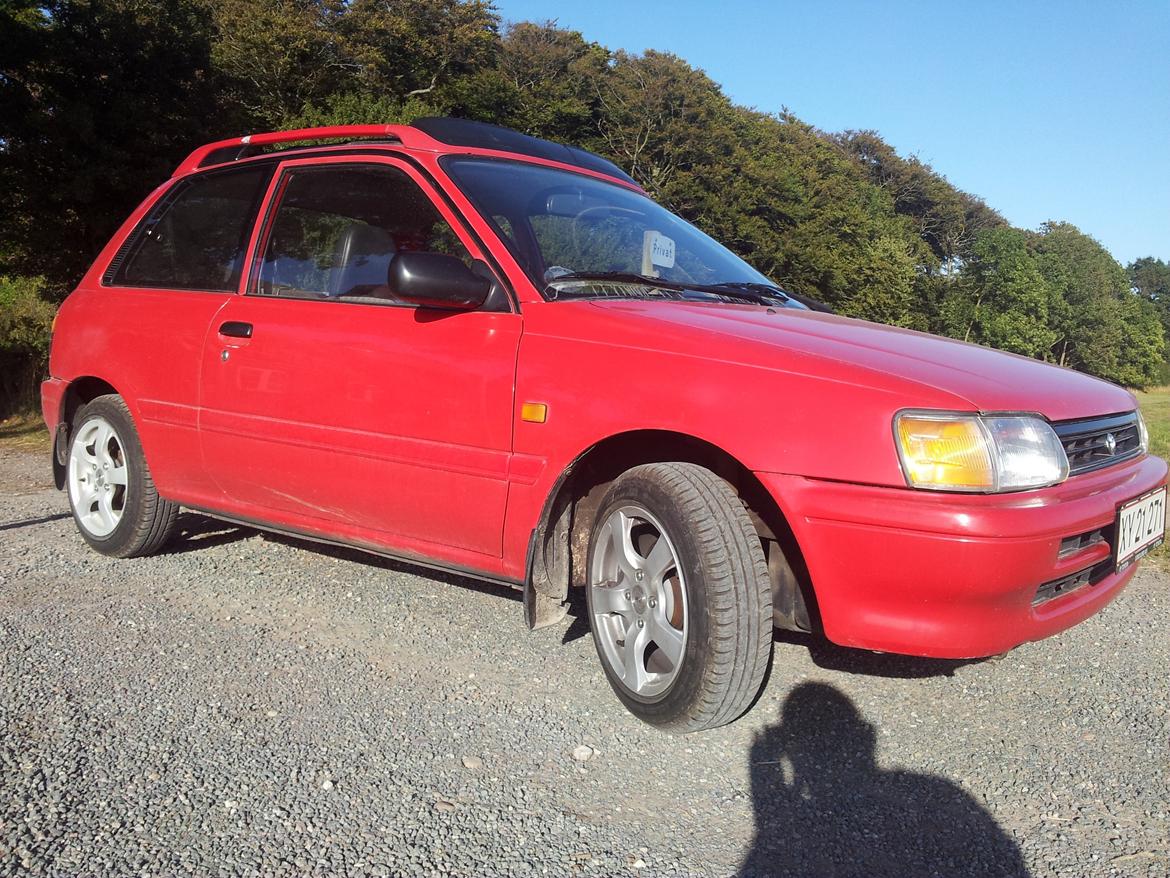 Toyota Starlet EP82 1,3 XLI Open Air billede 1