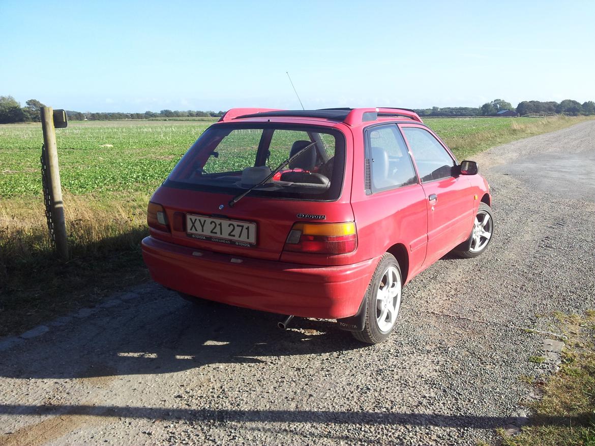 Toyota Starlet EP82 1,3 XLI Open Air billede 2