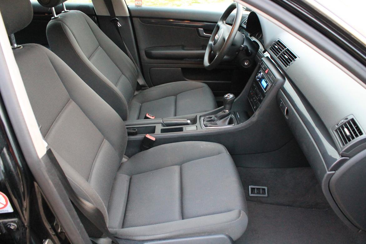 Audi A4 B6 1,6 billede 8