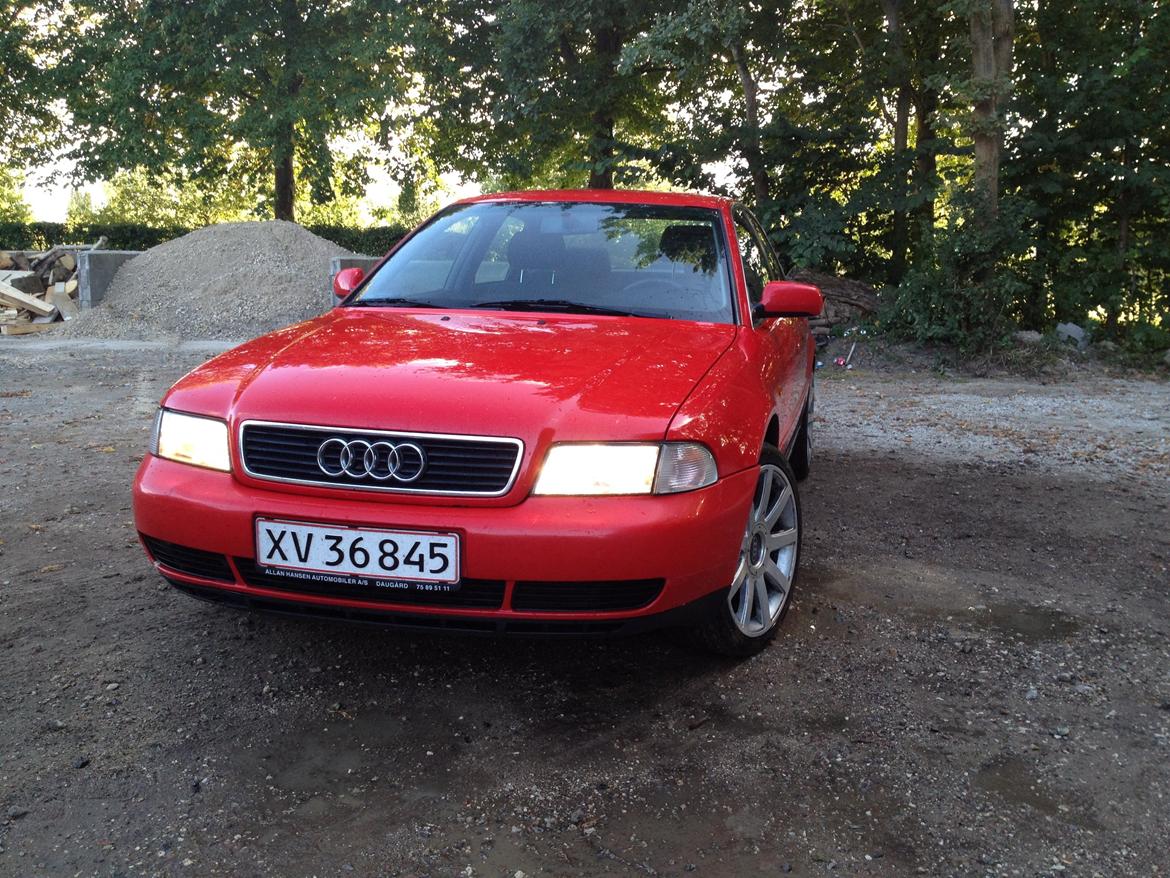Audi A4 2.4L v6 solgt billede 2