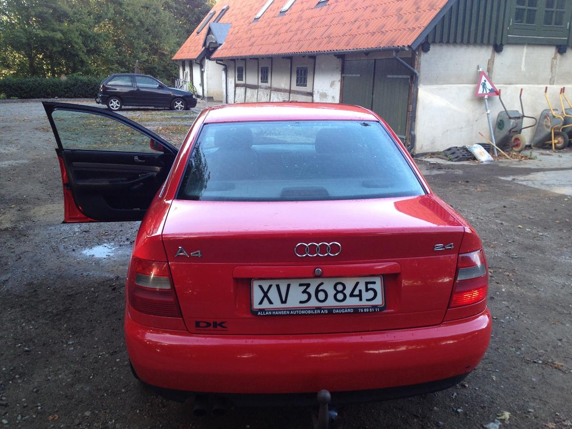 Audi A4 2.4L v6 solgt billede 4