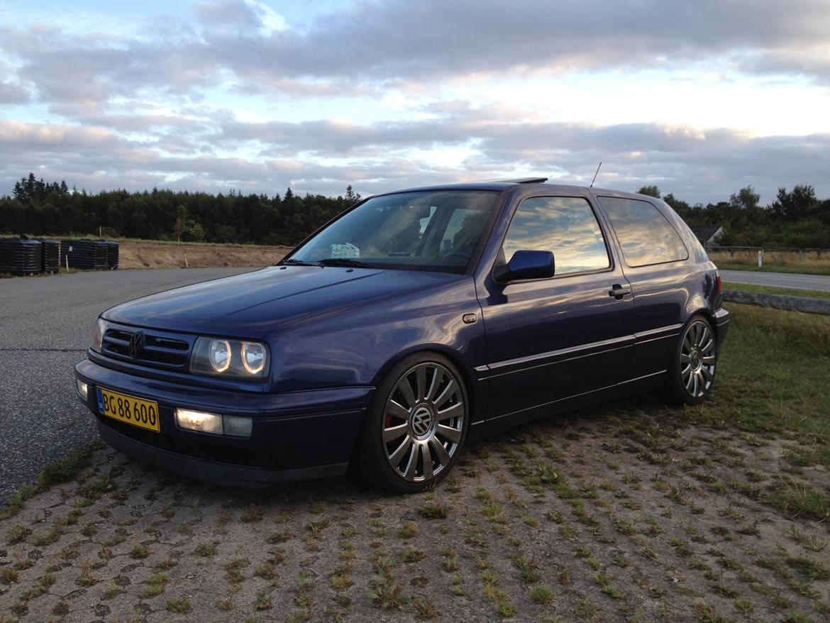 VW Golf 3, 1.9 TDI // SOLGT billede 1