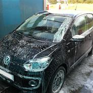 VW up black