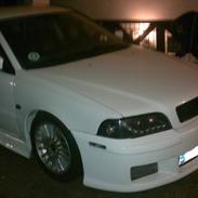 Volvo S 40