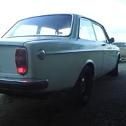 Volvo 142