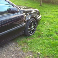 VW Vento 1.8 8v Clx (Total Skadet)