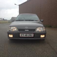 Opel Kadett GSI 16V(SOLGT)
