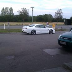 Nissan Skyline R334 Bee R