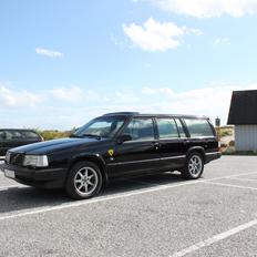 Volvo 945 T4+