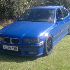 BMW e36 325