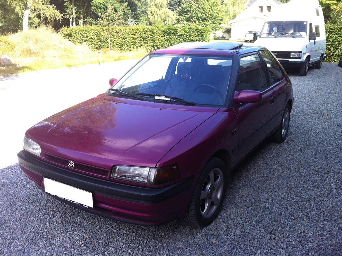 Mazda 323 1.3 sportline billede 5