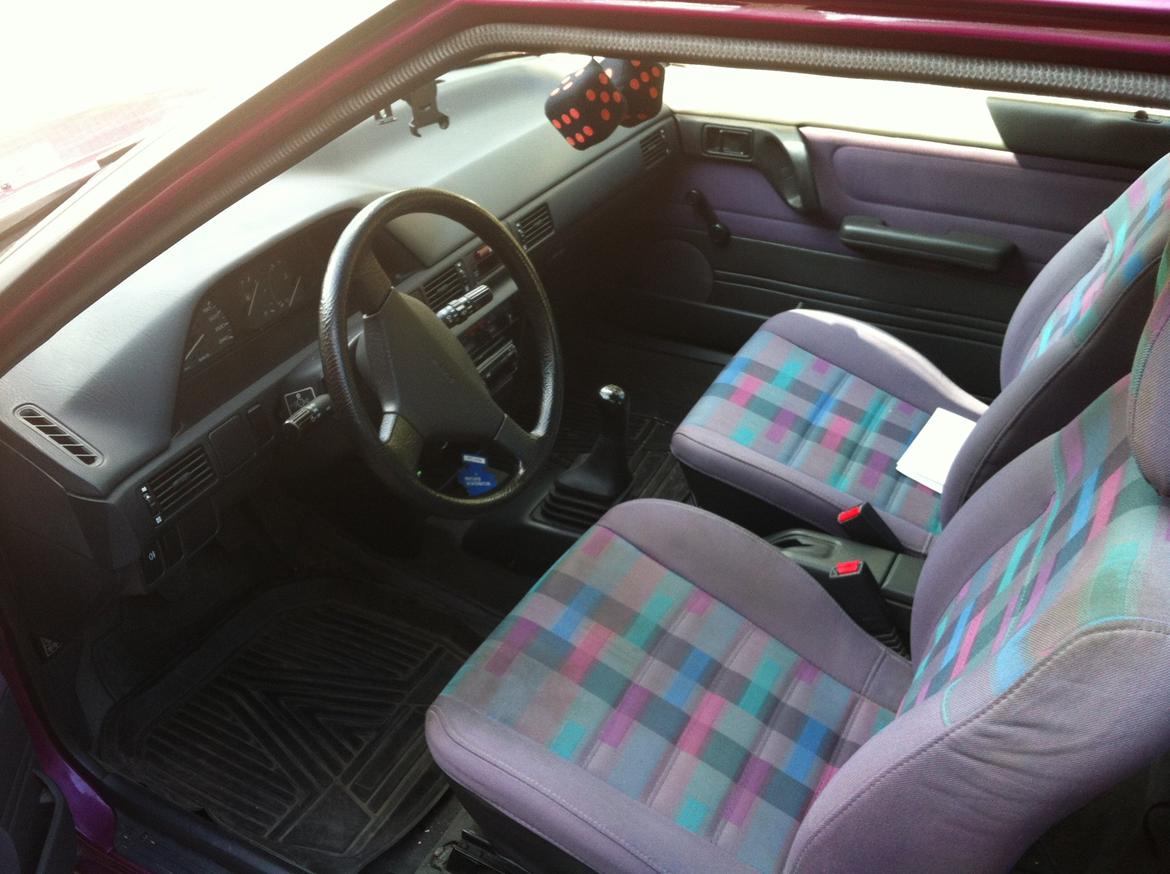 Mazda 323 1.3 sportline billede 6