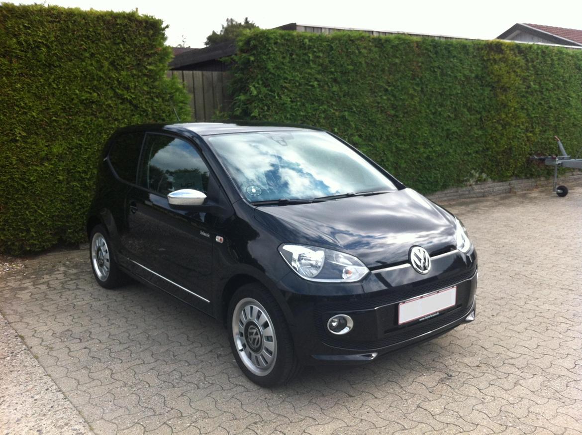 VW up black billede 1