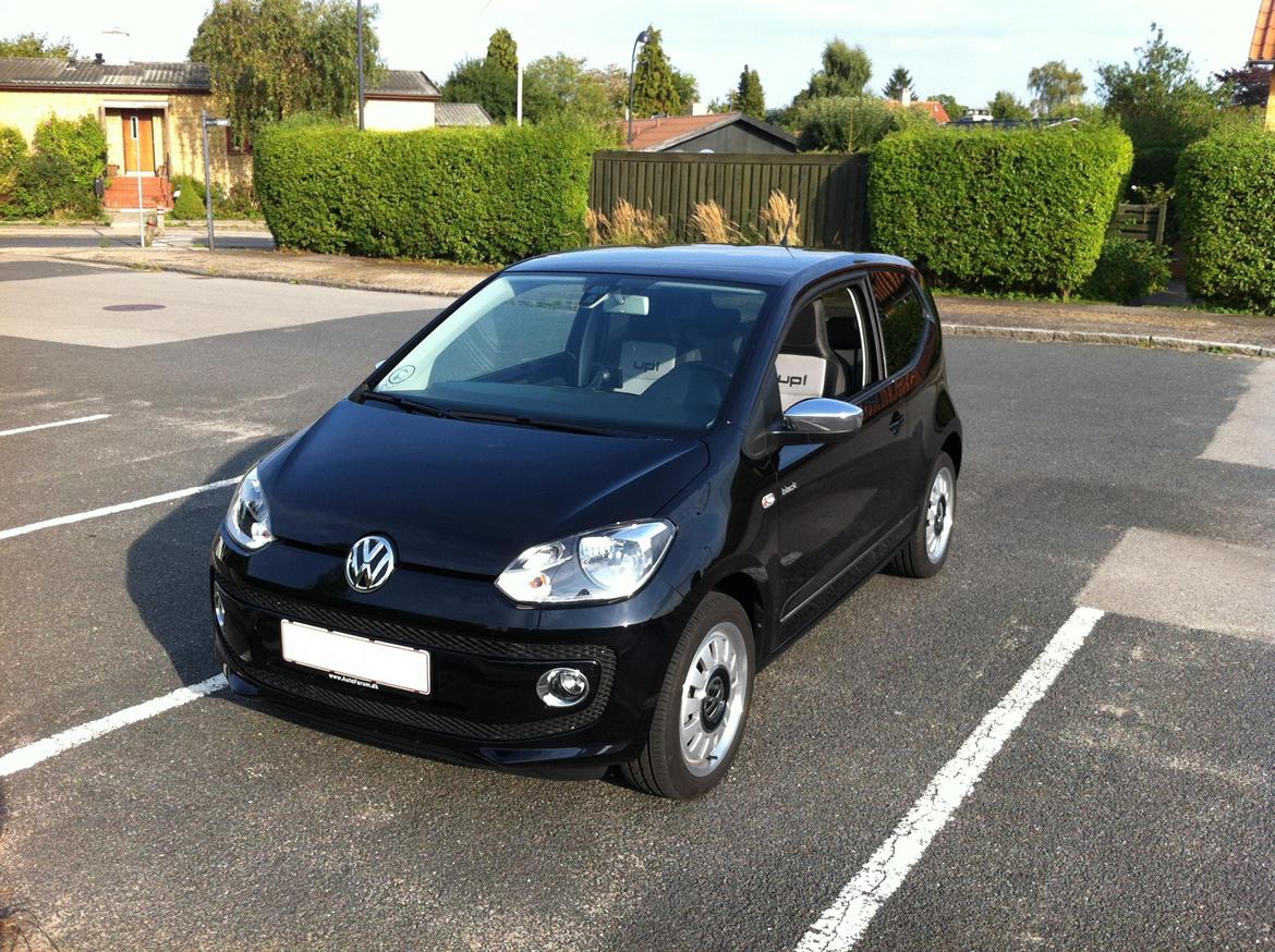 VW up black billede 2
