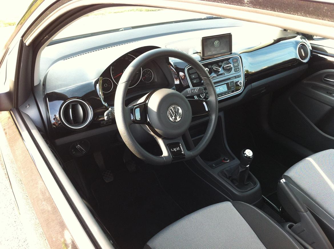 VW up black billede 12