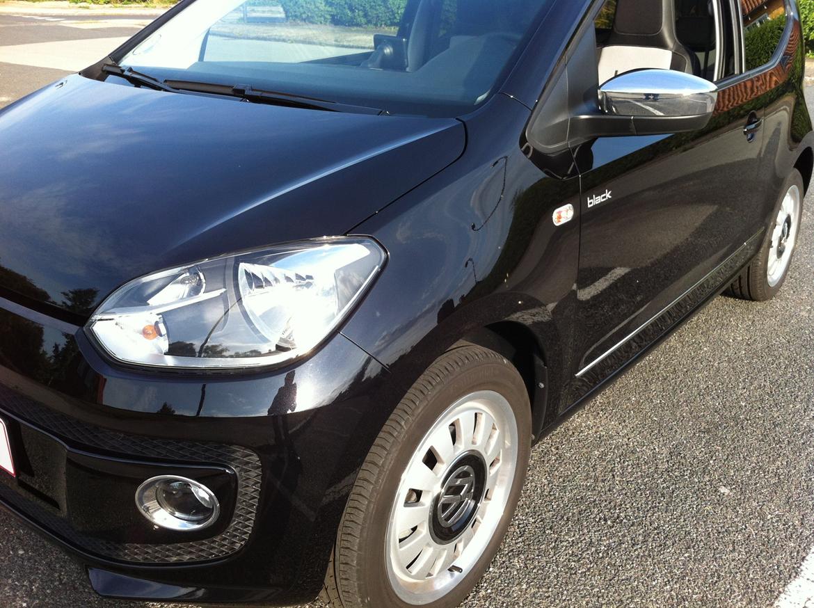 VW up black billede 15