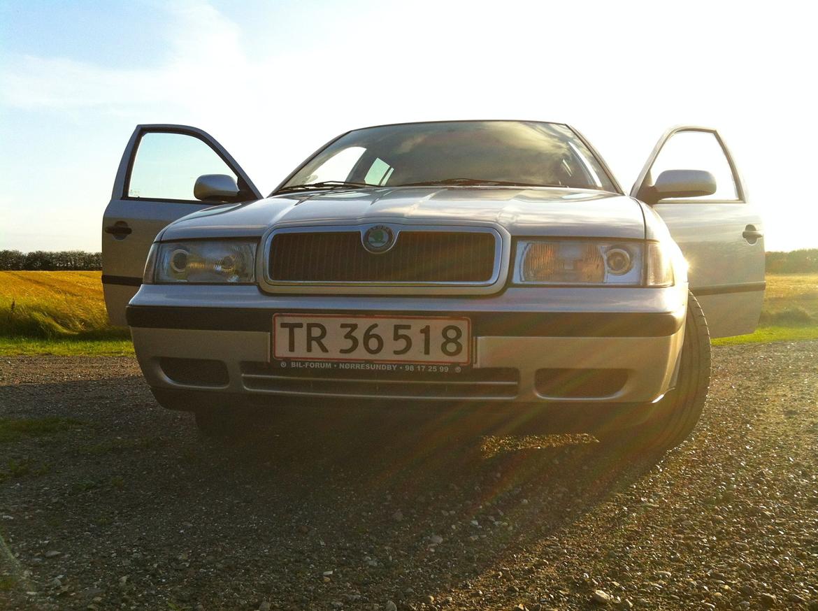 Skoda Octavia 1,6 GLXi Combi billede 9