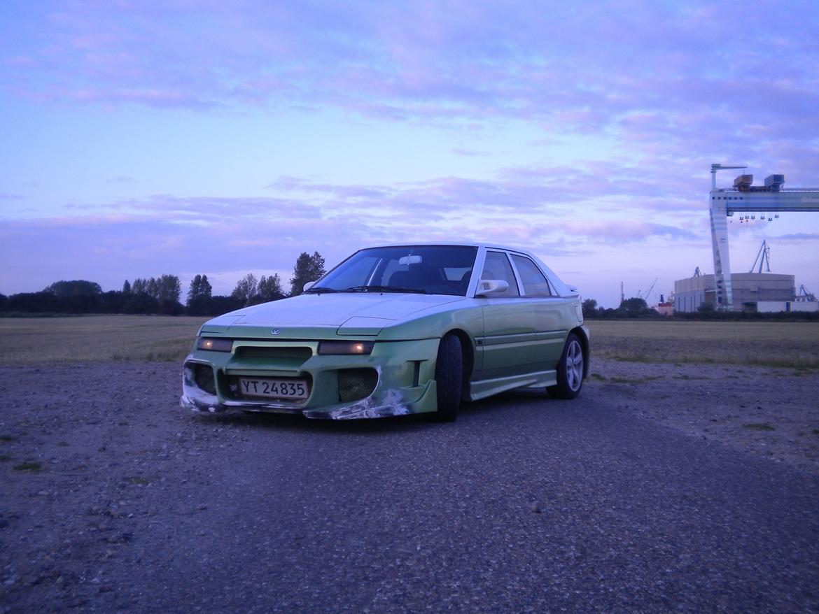 Mazda 323f billede 5