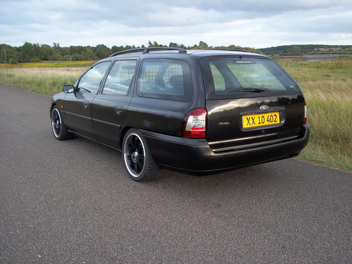 Ford Mondeo van billede 3