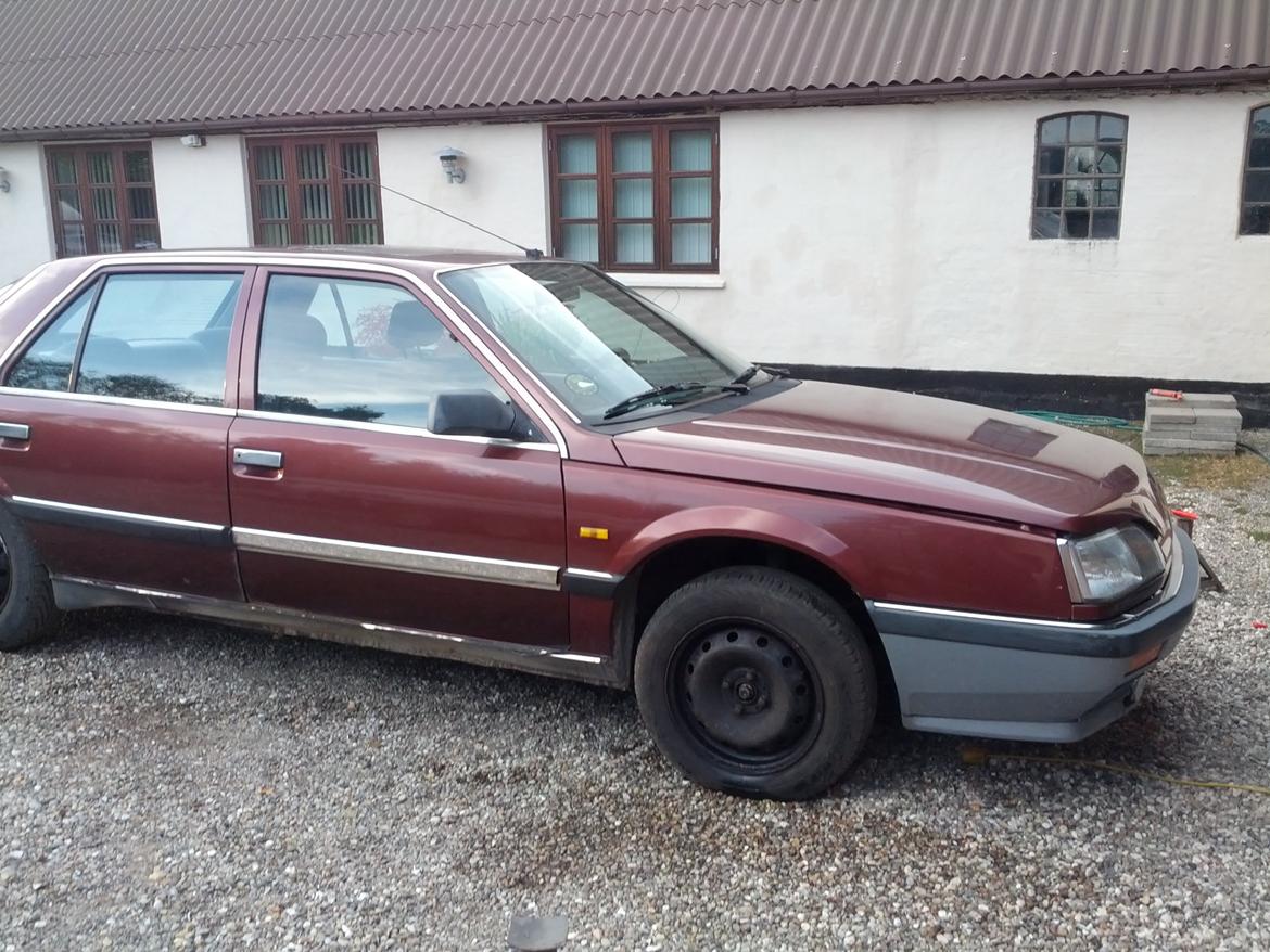 Renault 25  undre ranovering billede 1