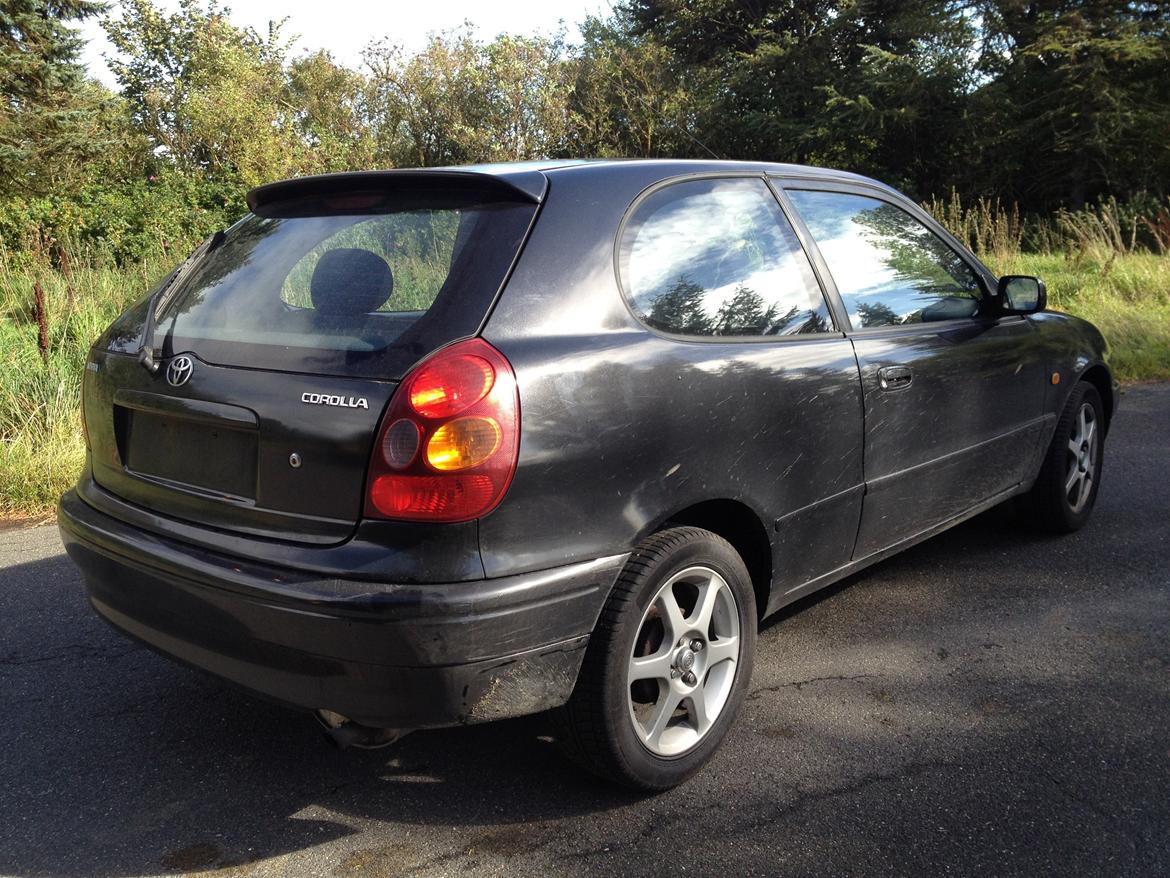 Toyota Corolla 1.3 E11 G6 (Solgt) - Billede fra da jeg lige havde købt den billede 10