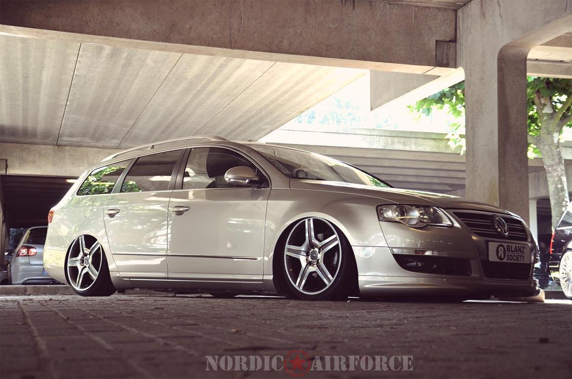 VW passat 3c Variant AIRRIDE - M.I.V.W 2012 billede 1