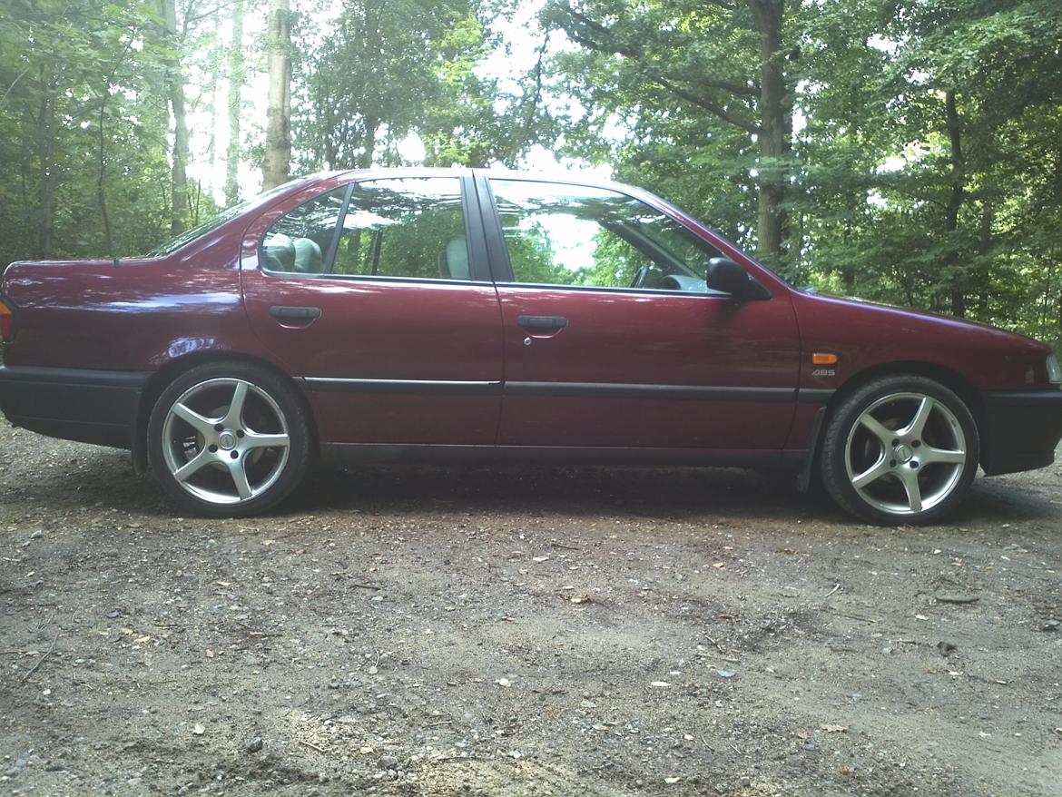 Nissan primera 1,6 E billede 3