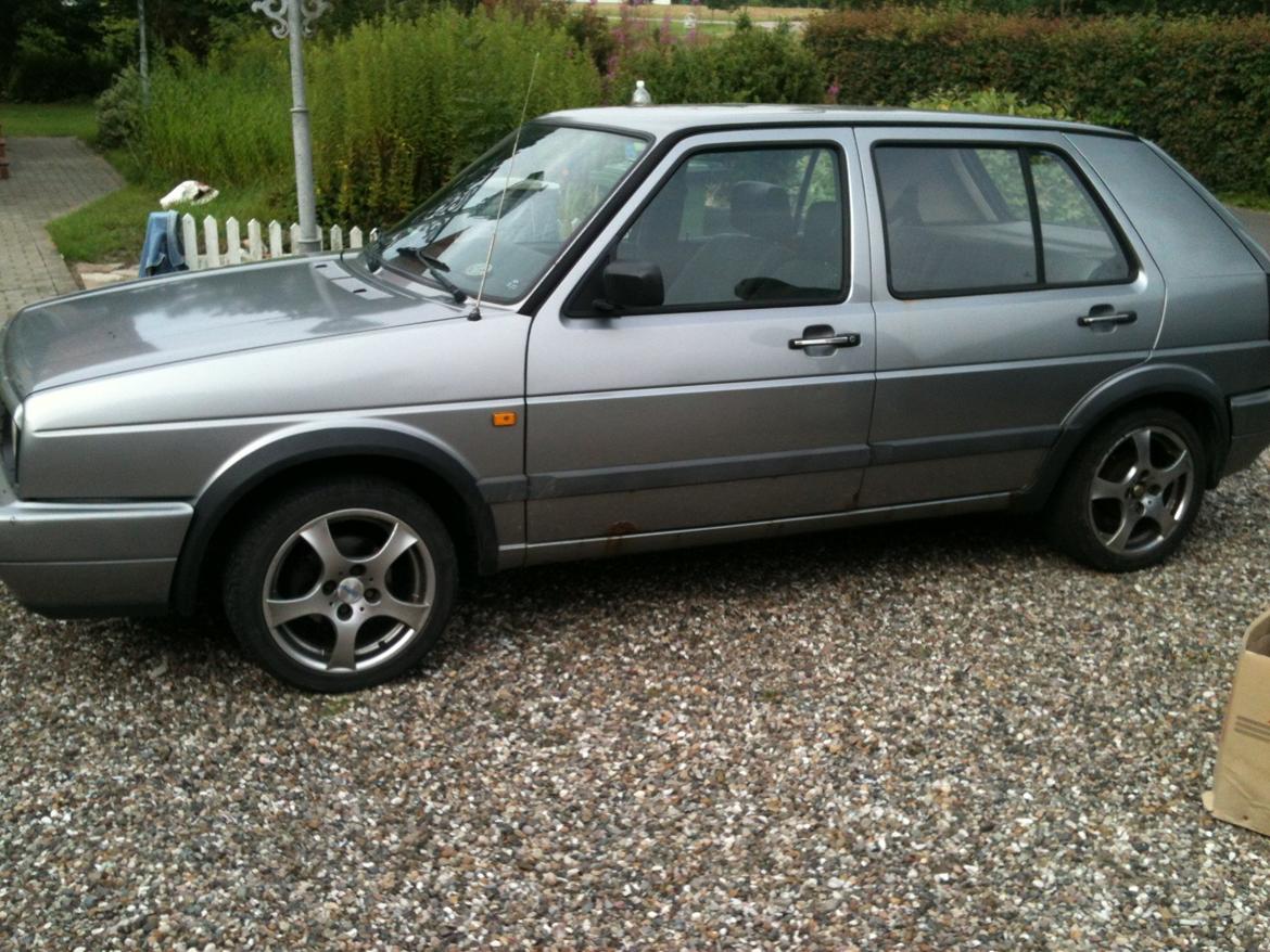 VW Golf 2 1.8 CL 90HK 5 dørs (DØD) billede 1