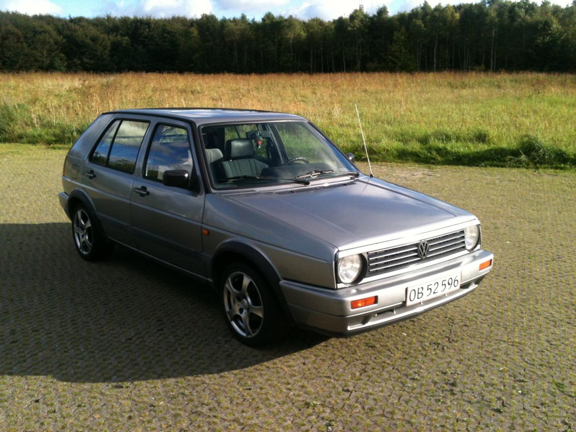VW Golf 2 1.8 CL 90HK 5 dørs (DØD) billede 3