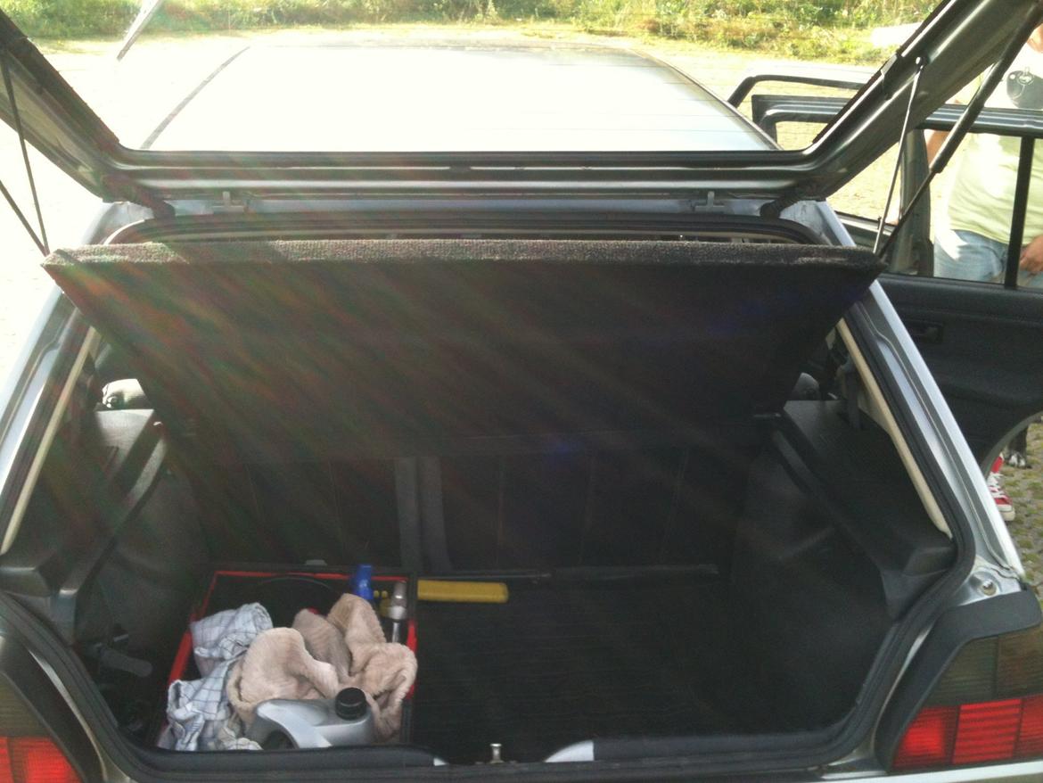 VW Golf 2 1.8 CL 90HK 5 dørs (DØD) billede 7