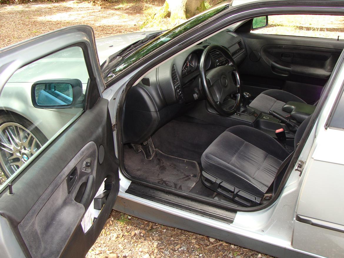 BMW E36 325i "Solgt" billede 9