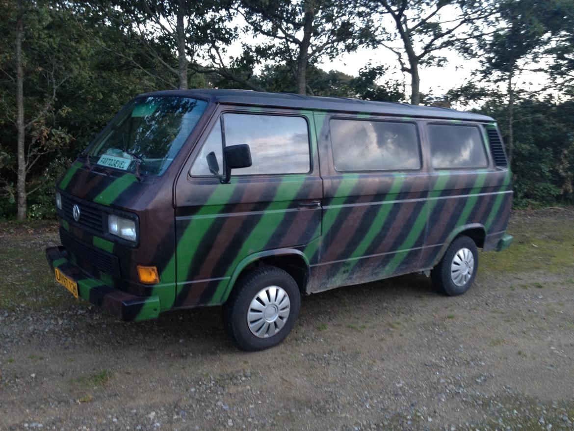 VW Transporter T3 1,6TD (HIPPIE-BUS) billede 1