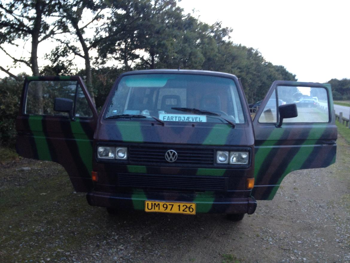 VW Transporter T3 1,6TD (HIPPIE-BUS) billede 2
