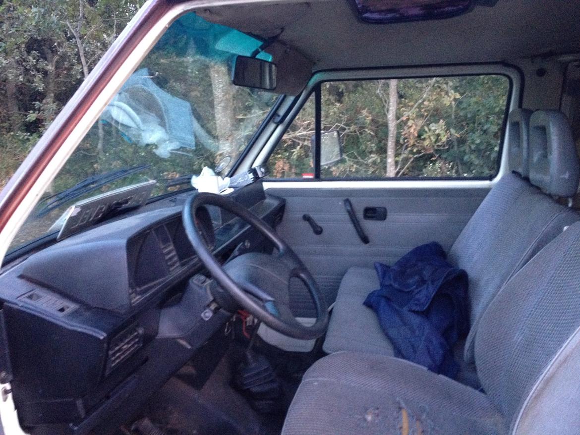 VW Transporter T3 1,6TD (HIPPIE-BUS) billede 3