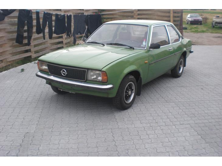 Opel Ascona B billede 1