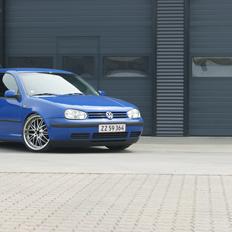 VW Golf 4