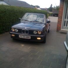 BMW E30 325i Cab