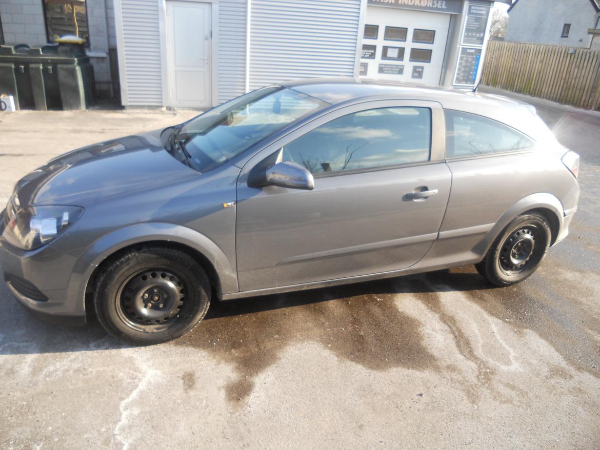 Opel Astra GTC - Sådan så bilen ud af jeg fik den.  billede 2