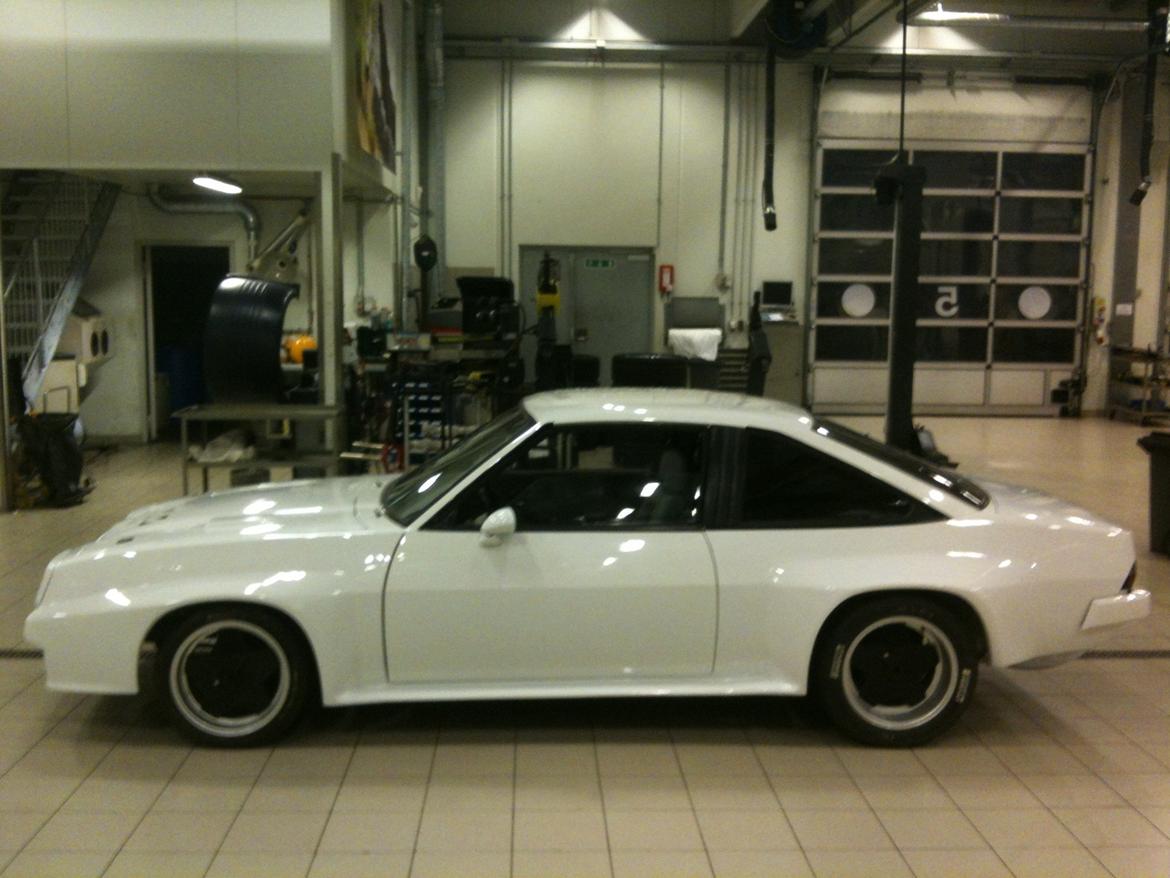 Opel Manta B i400 Replica "SOLGT" billede 4